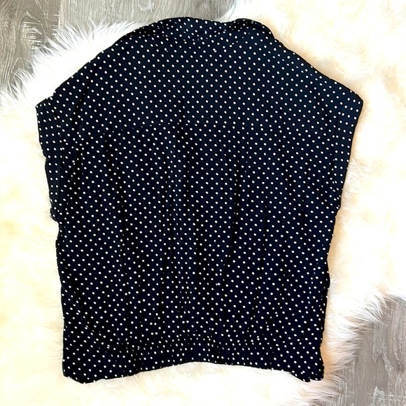 Abercrombie and Fitch Polka Dot Top - Picture 2 of 3